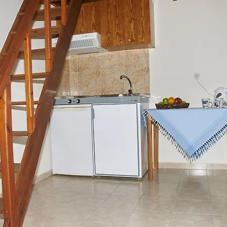 Apartment Kamares Studios